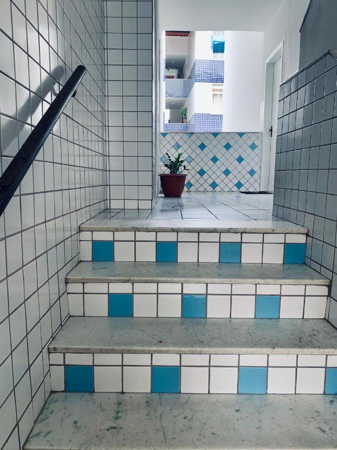 Stayhere! Fique Aqui! Apartamento 2/4 Mobiliado No Costa Azul :-) Сальвадор Экстерьер фото