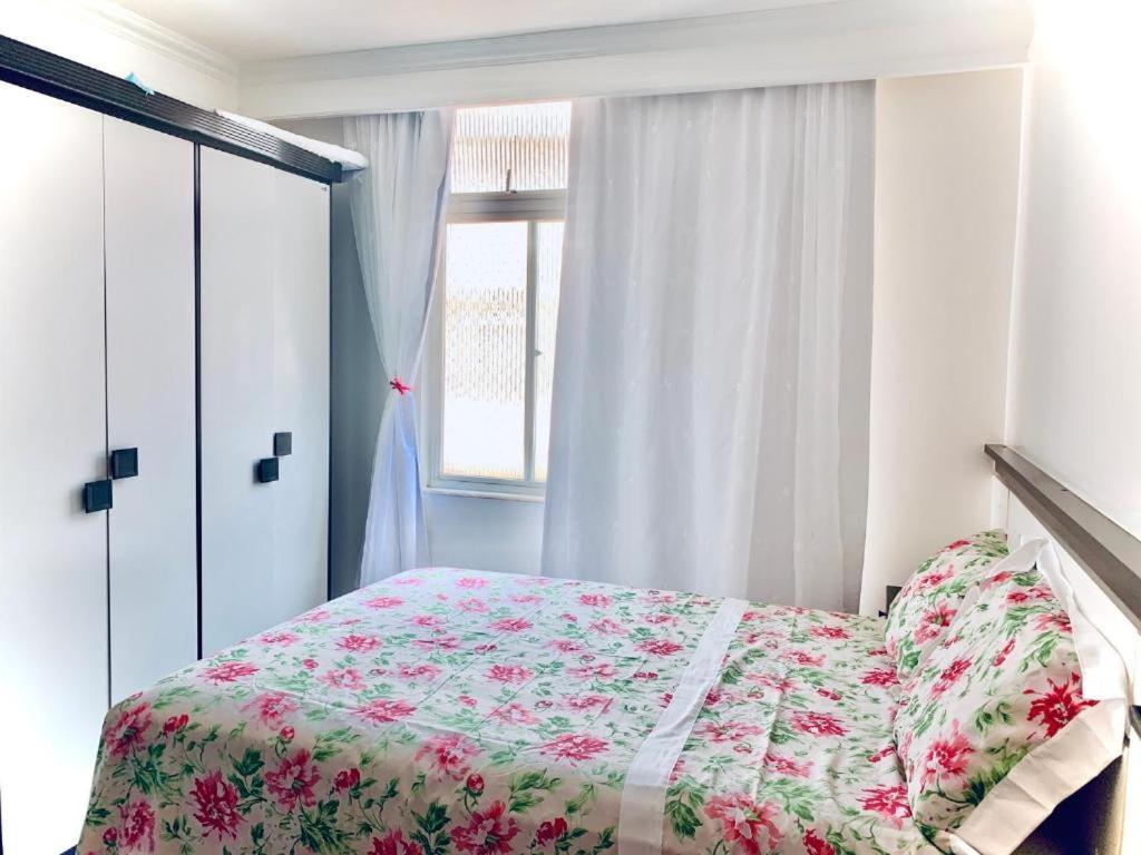 Stayhere! Fique Aqui! Apartamento 2/4 Mobiliado No Costa Azul :-) Сальвадор Экстерьер фото